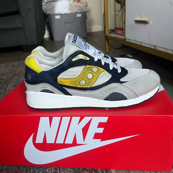 Saucony Shadow 6000 ‘Grey Navy Yellow’ - Picture 3 of 8